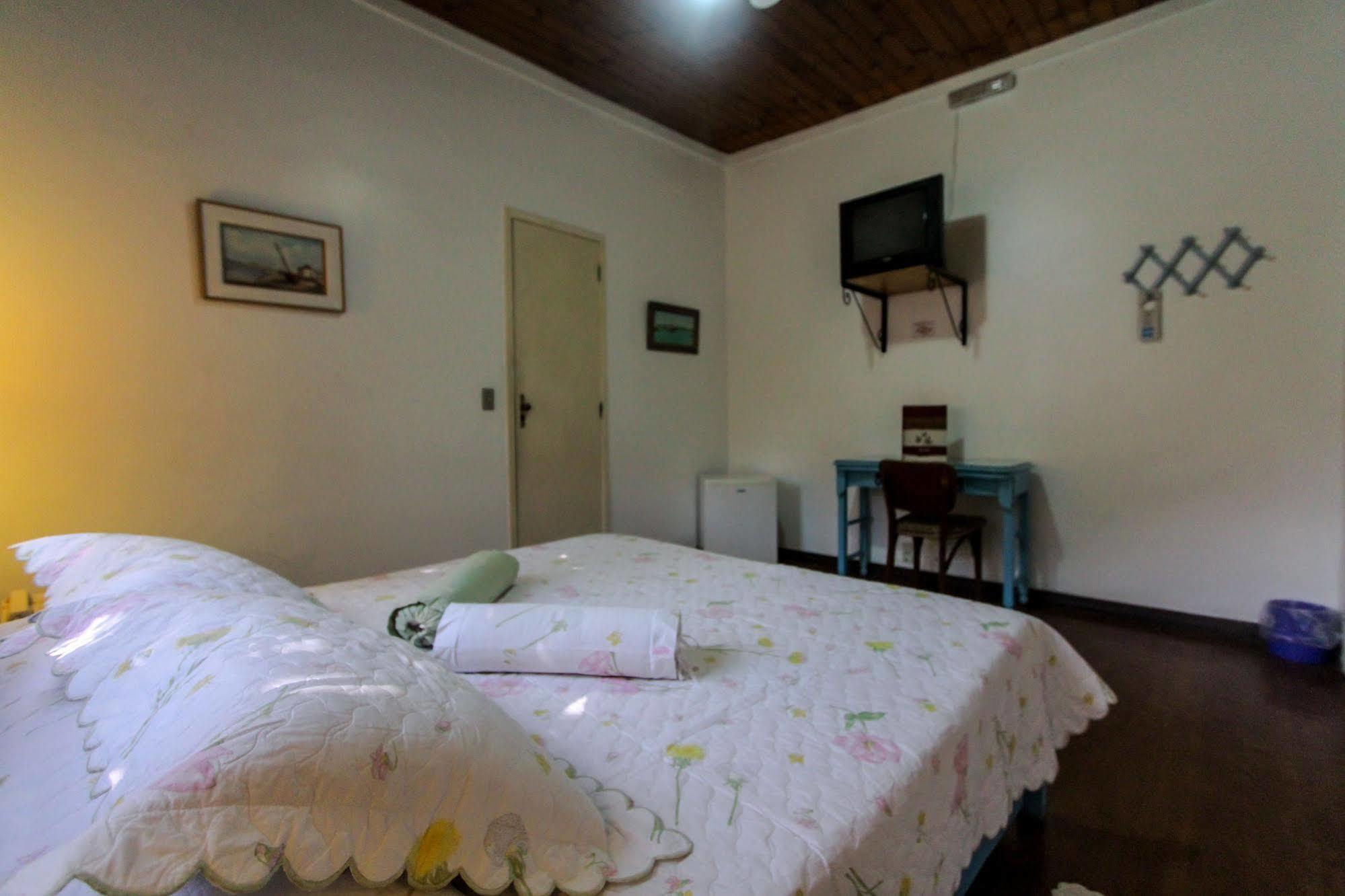 Pousada Morada Das Flores Petrópolis Buitenkant foto